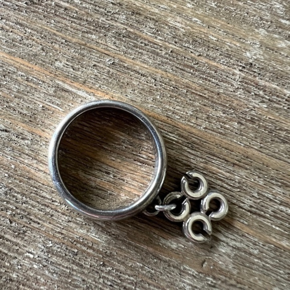 Coach 925 Sterling Silver Signature C Dangle Ring Size 7